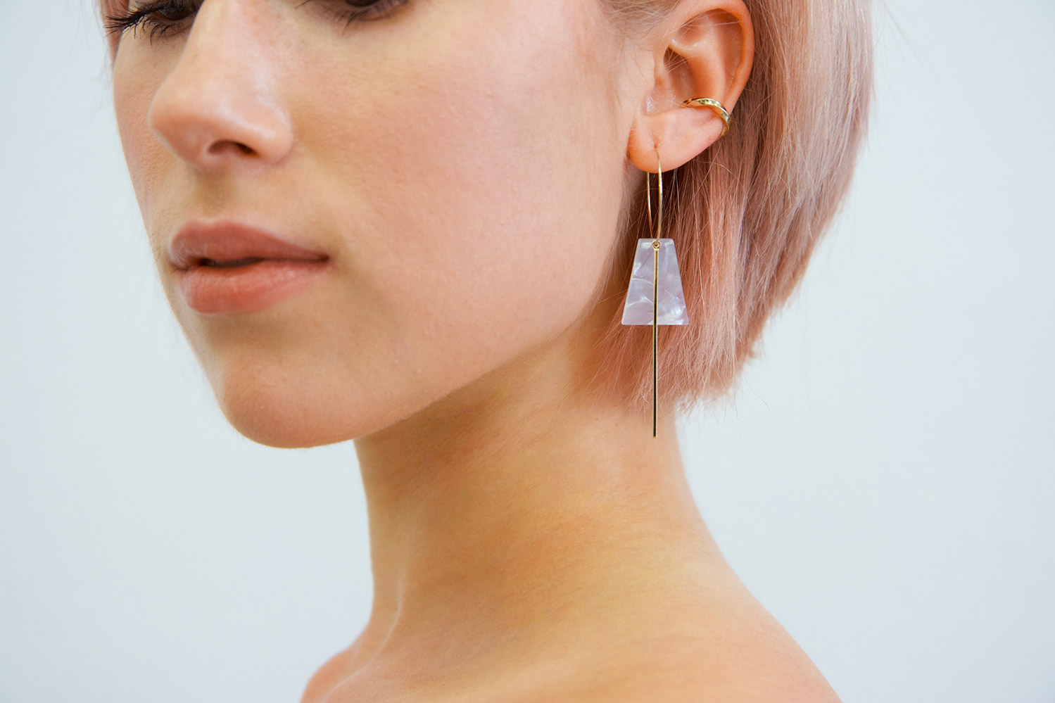 Hanawhite-Whirl-Suzan-Horiz-Arion